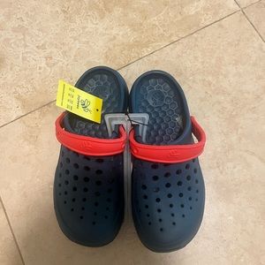 Joybees style crocs size 3 brand new